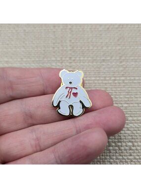 Vintage White Teddy Bear Red Bow Heart Enamel Gold Tone Lapel Pin A8194